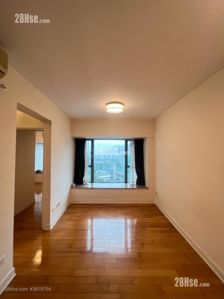 Island Harbourview Sell 2 Bedrooms , 1 Bathroom 459 ft²