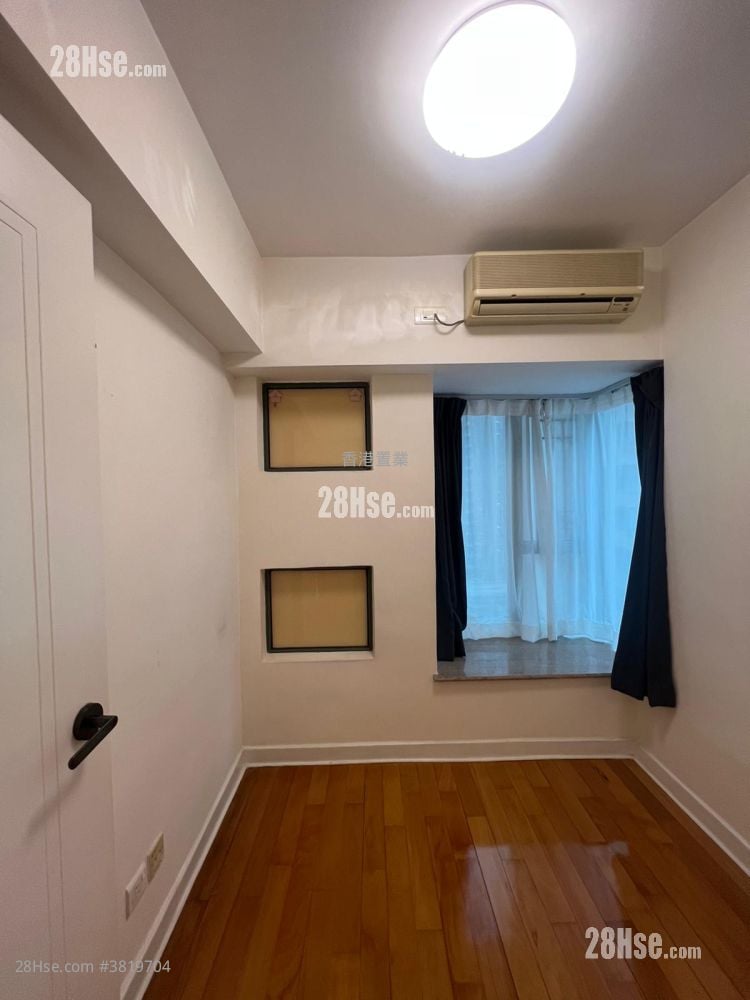 Island Harbourview Sell 2 Bedrooms , 1 Bathroom 459 ft²