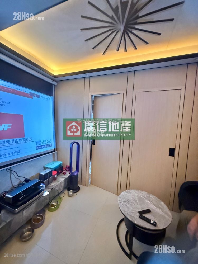 中英樓 售盤 3 房 , 1 浴室 435 平方呎