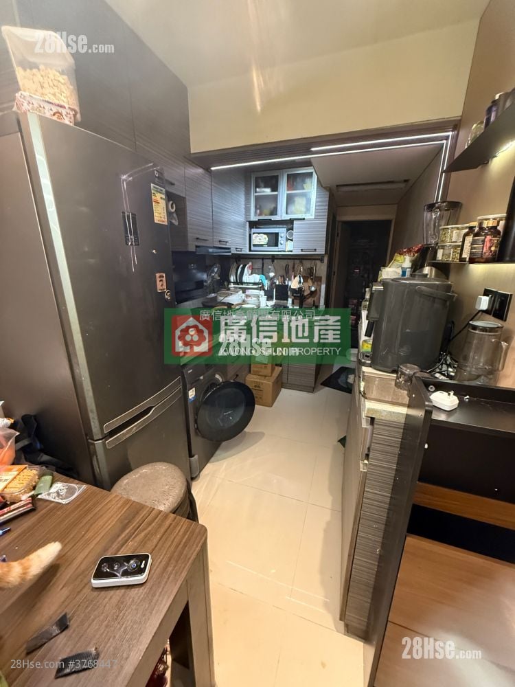 中英樓 售盤 3 房 , 1 浴室 435 平方呎