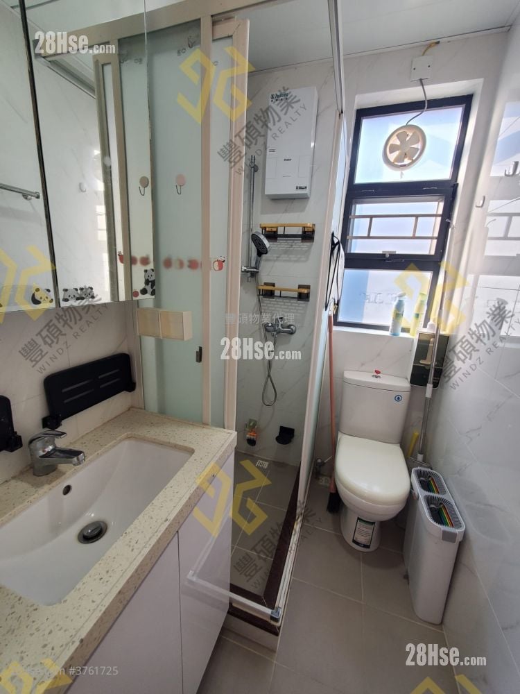 村屋 租盤 1 房 , 1 浴室 250 平方呎