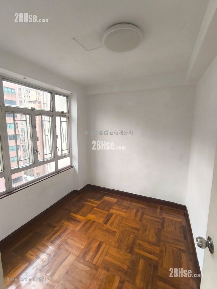 Fok Ying Building Sell 2 Bedrooms
