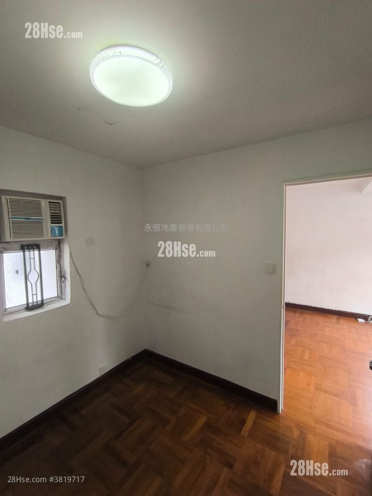 Fok Ying Building Sell 2 Bedrooms