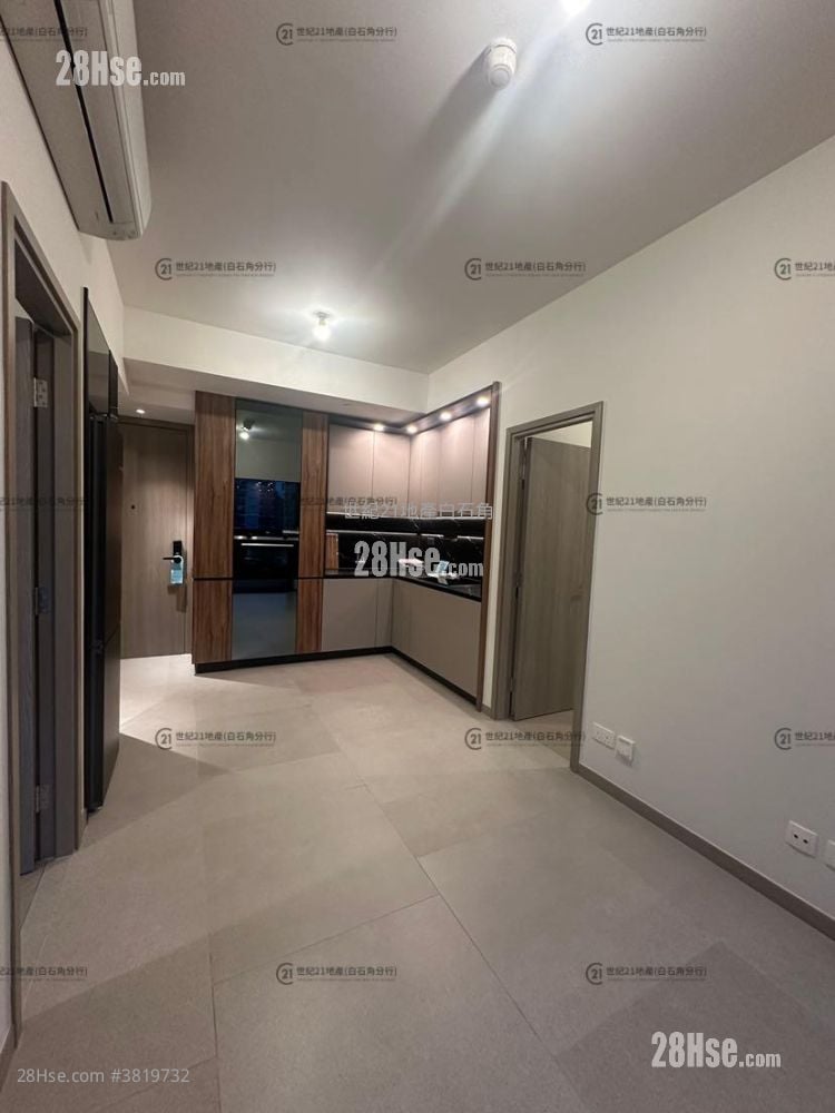 Silicon Hill Rental 2 Bedrooms , 1 Bathroom 407 ft²