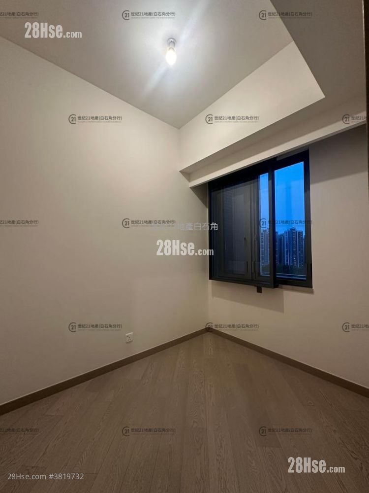 Silicon Hill Rental 2 Bedrooms , 1 Bathroom 407 ft²