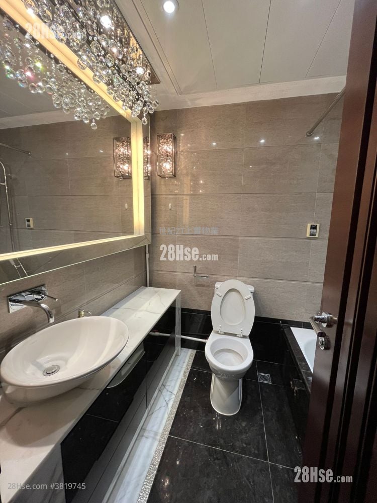 半山壹號 售盤 3 房 , 2 浴室 1,252 平方呎