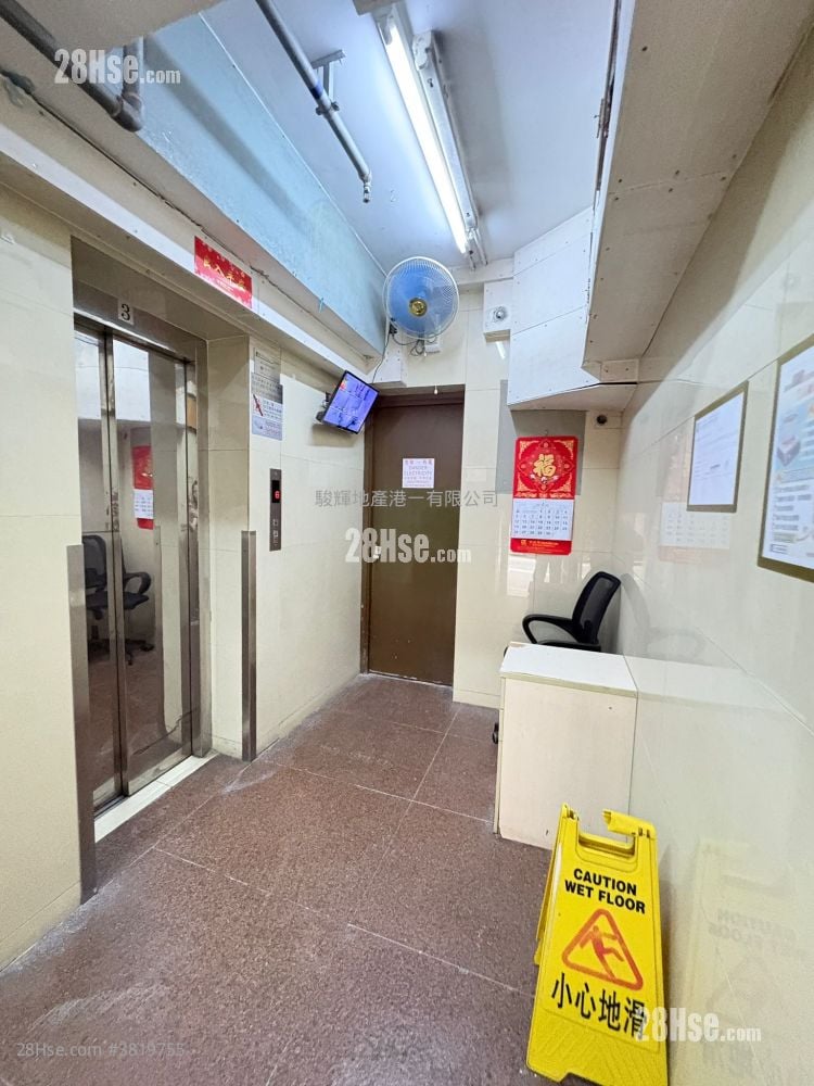 蟾宮大廈 租盤 150 平方呎