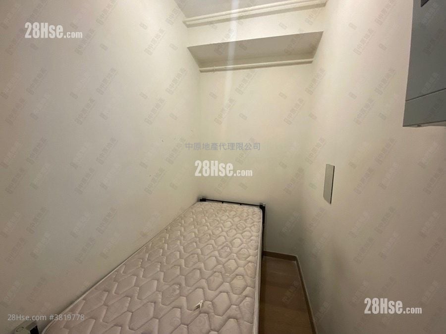 Aurora Rental 3 Bedrooms , 2 Bathrooms 644 ft²