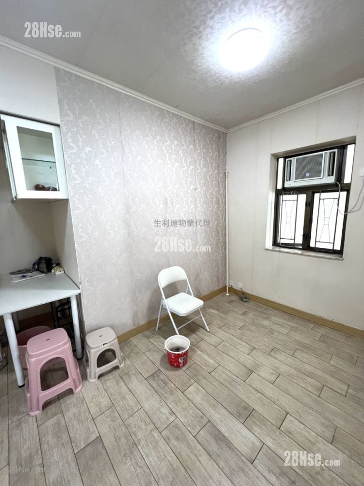 福星大楼 租盘 417 平方尺