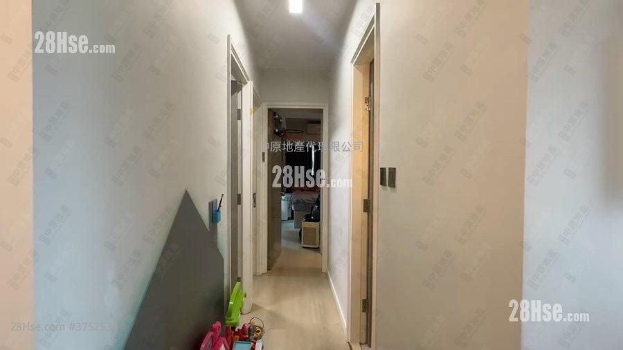 環宇海灣 售盤 3 房 , 2 浴室 722 平方呎