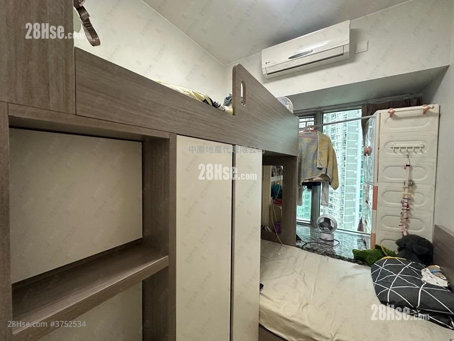 環宇海灣 售盤 3 房 , 2 浴室 722 平方呎