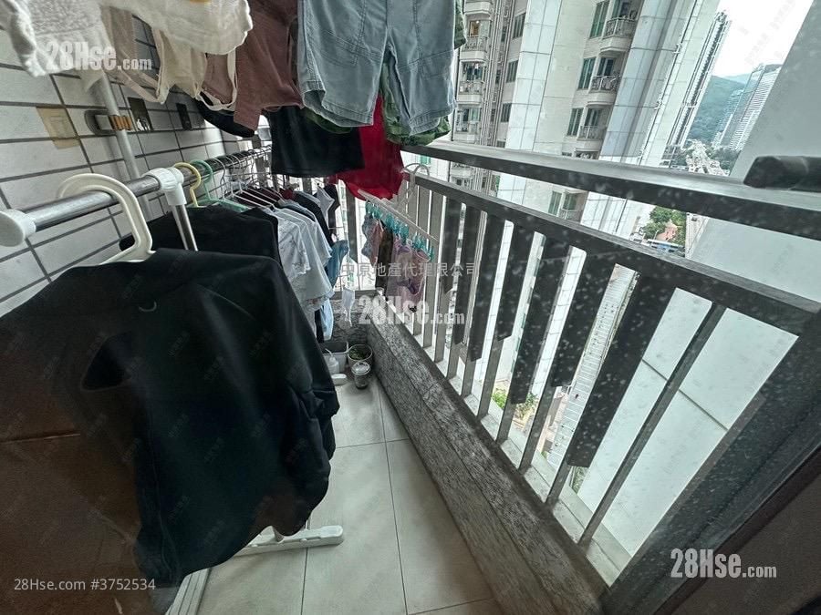 環宇海灣 售盤 3 房 , 2 浴室 722 平方呎