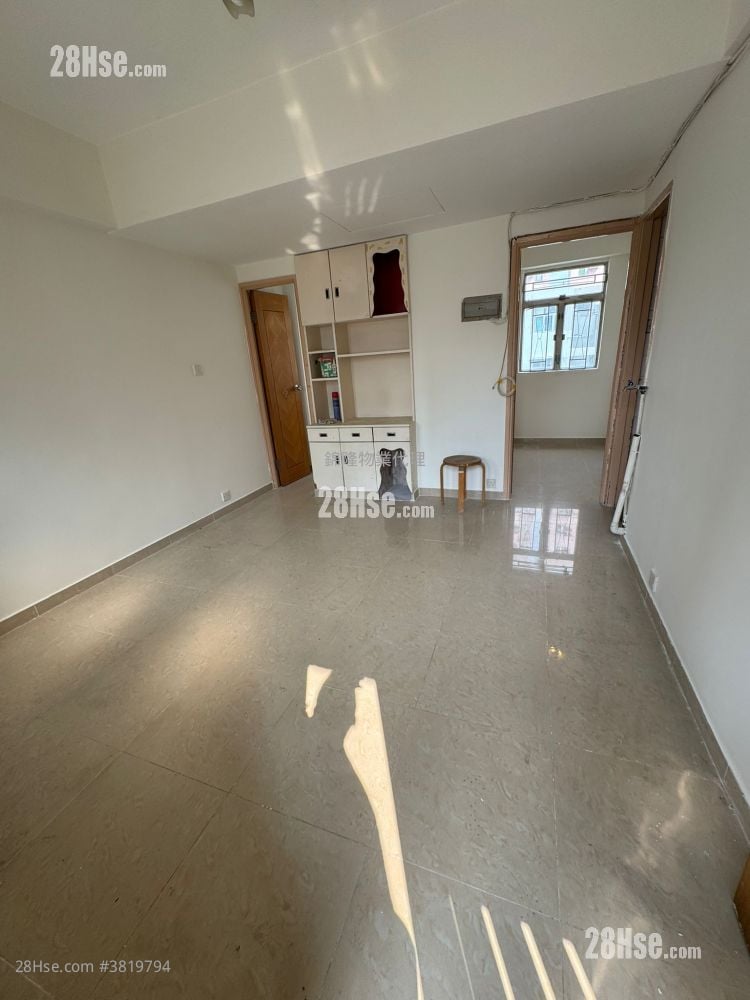 明月大厦 售盘 2 房 , 1 浴室 302 平方尺