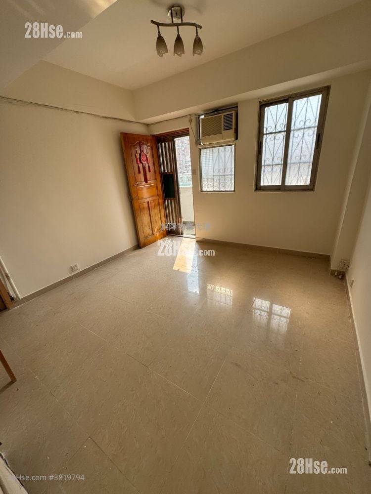 明月大厦 售盘 2 房 , 1 浴室 302 平方尺