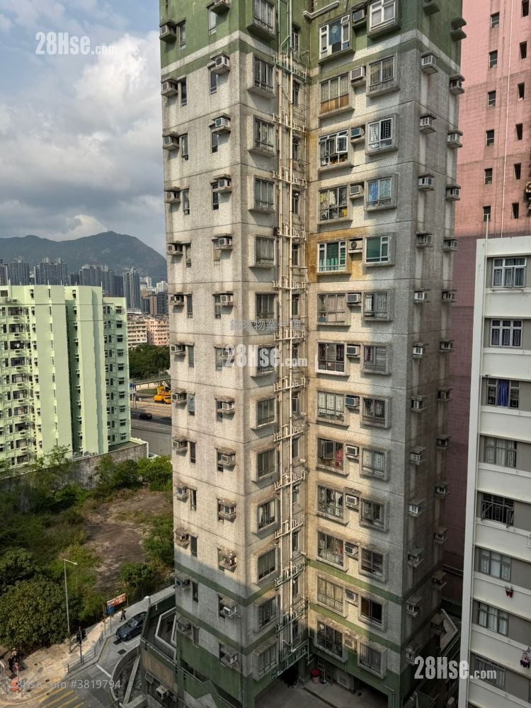 明月大厦 售盘 2 房 , 1 浴室 302 平方尺