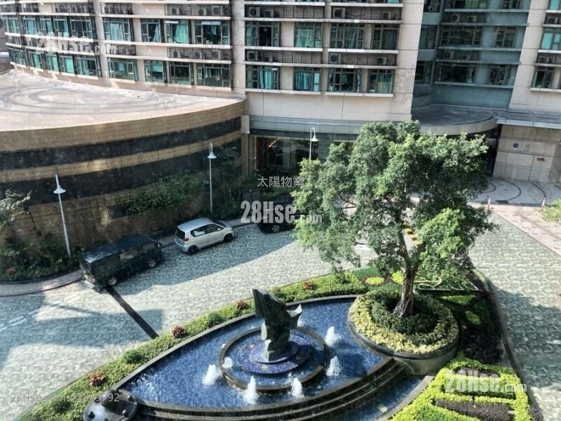 Royal Peninsula Sell 3 Bedrooms 647 ft²