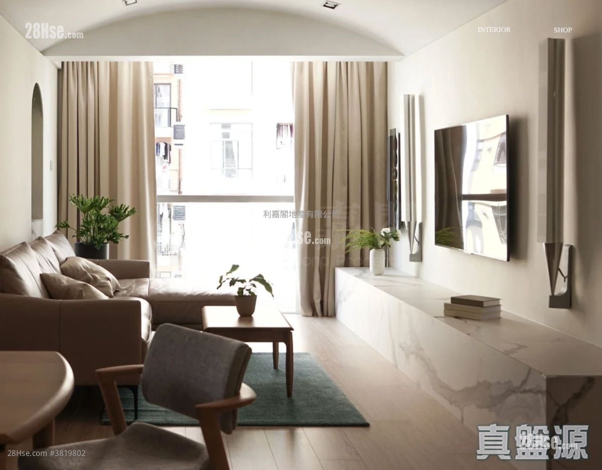 Gallant Garden Mansion Rental 3 Bedrooms , 3 Bathrooms 830 ft²