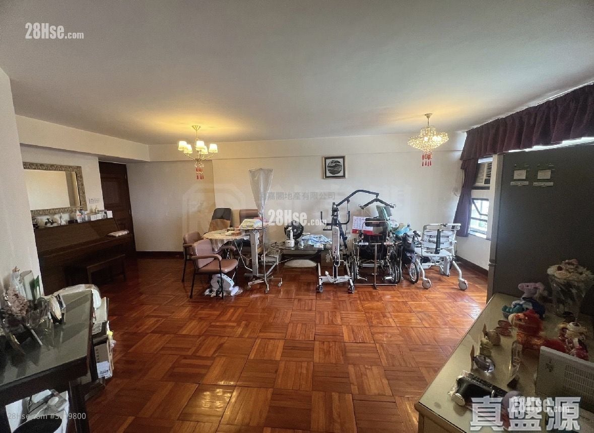 栢景臺 售盤 3 房 , 2 浴室 998 平方呎