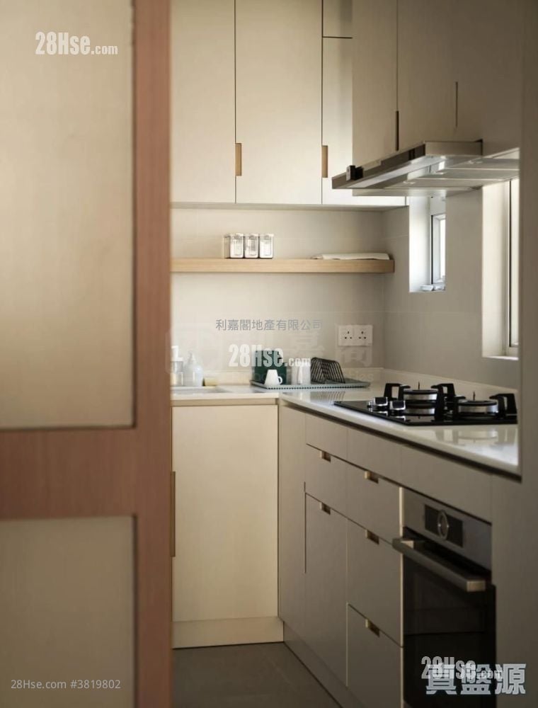 Gallant Garden Mansion Rental 3 Bedrooms , 3 Bathrooms 830 ft²