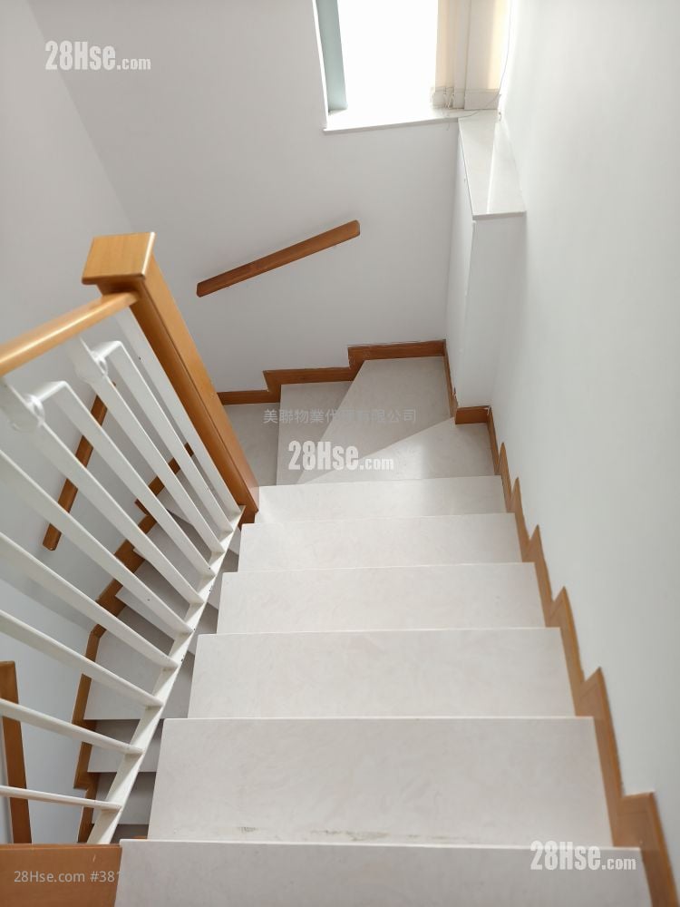 东堤湾畔 售盘 4 房 , 2 浴室 1,259 平方尺