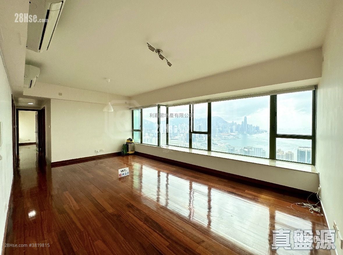 海天峰 售盘 3 房 , 2 浴室 998 平方尺