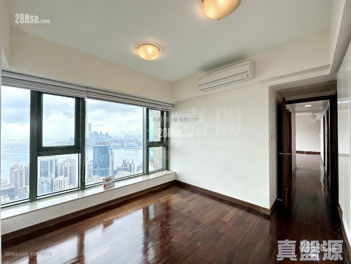 海天峰 售盘 3 房 , 2 浴室 998 平方尺