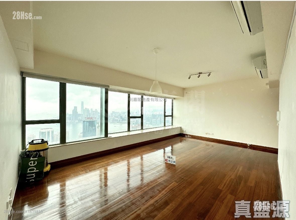 海天峰 售盘 3 房 , 2 浴室 998 平方尺