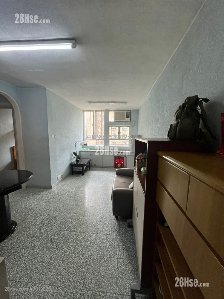 Ka Tin Court Sell 2 Bedrooms , 1 Bathroom