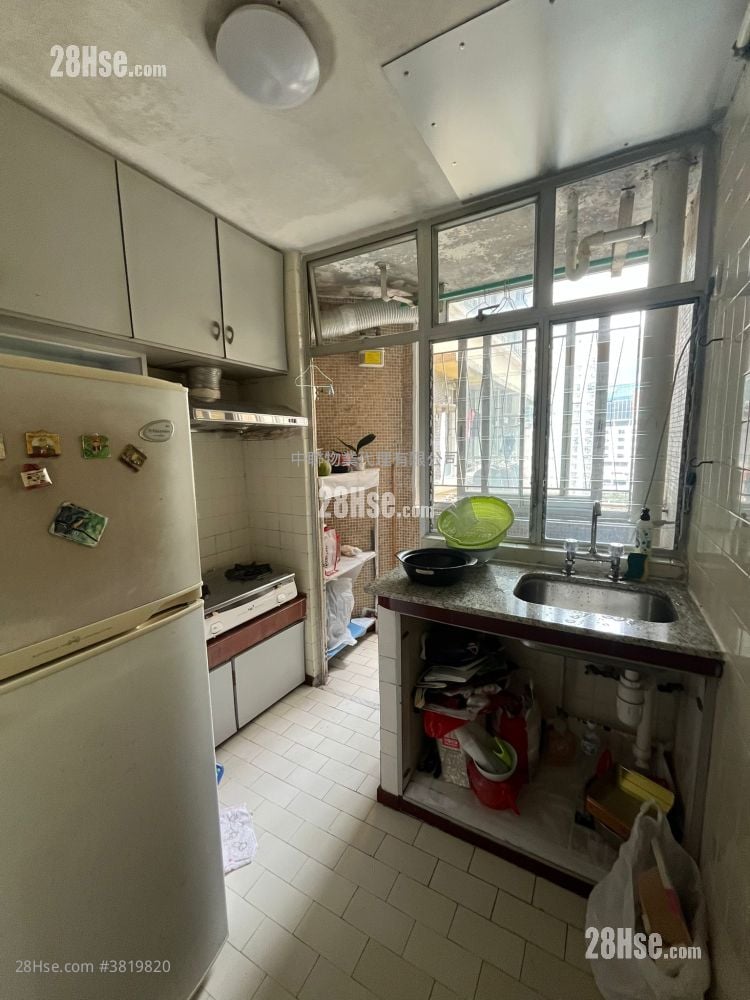 Ka Tin Court Sell 2 Bedrooms , 1 Bathroom