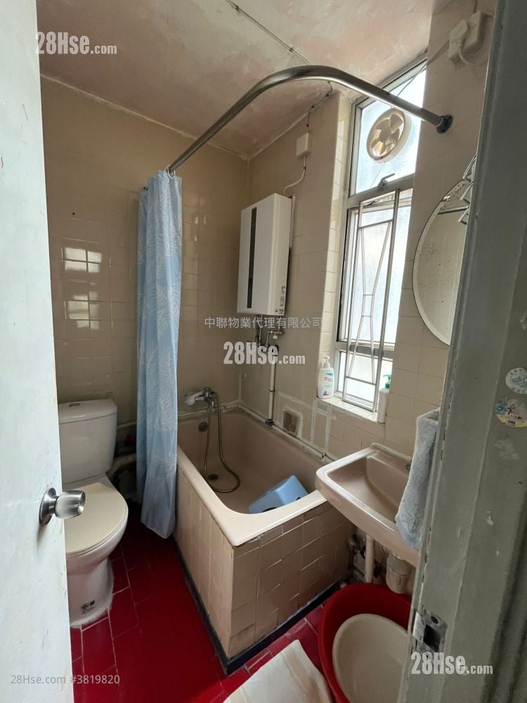 Ka Tin Court Sell 2 Bedrooms , 1 Bathroom
