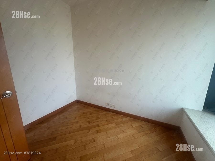 Chelsea Court Sell 1 Bedroom , 1 Bathroom 519 ft²