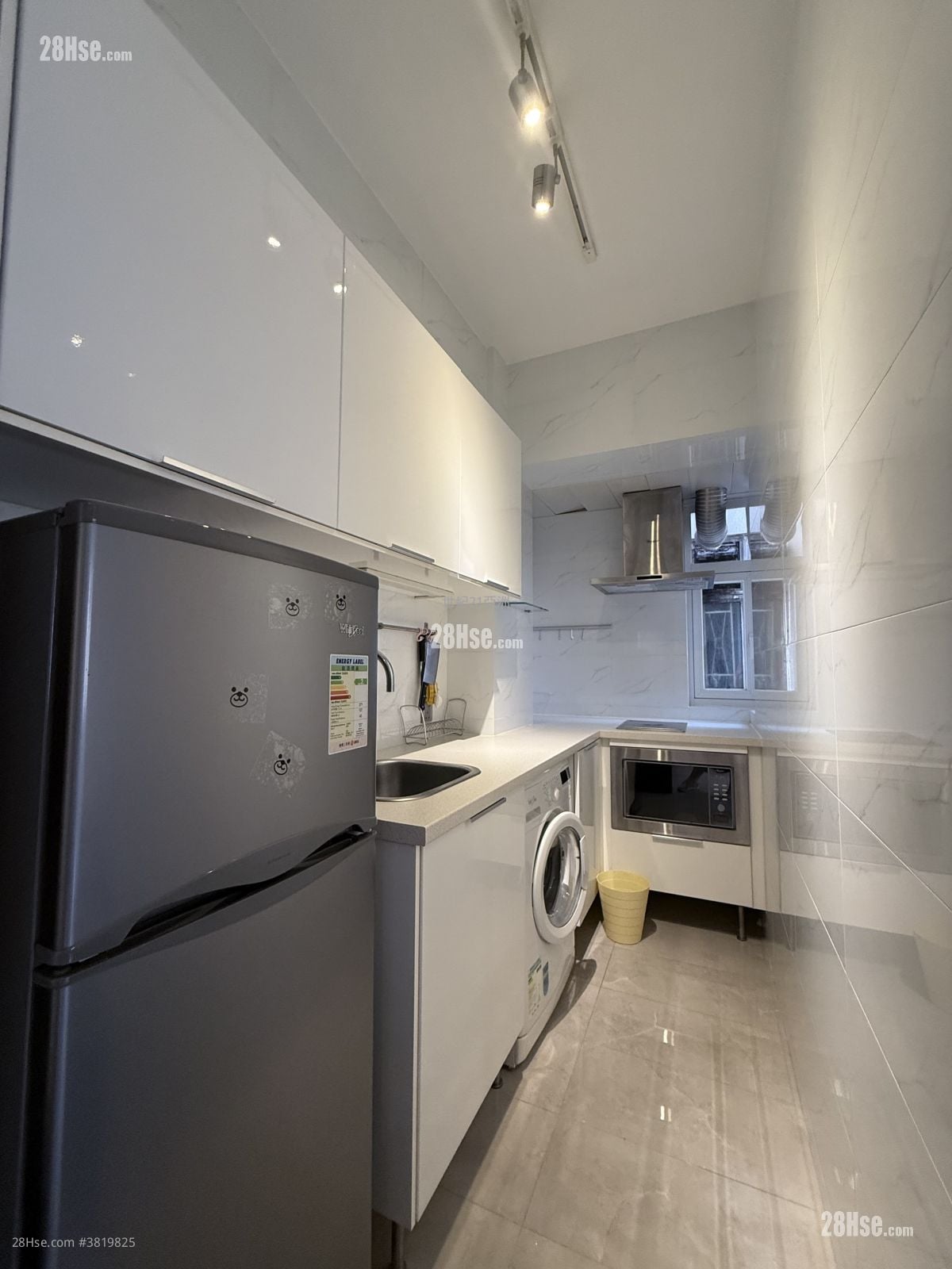 富利大廈 租盤 1 房 , 1 浴室 320 平方呎