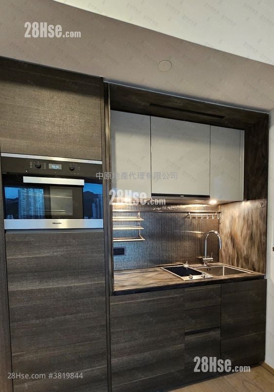 The Campton 1B期 租盘 1 房 , 1 浴室 287 平方尺