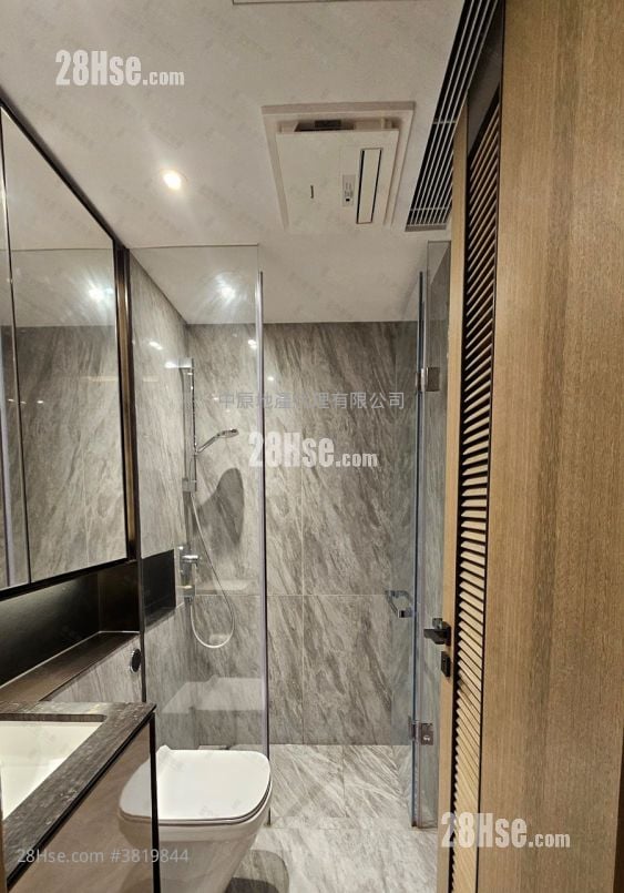 The Campton 1B期 租盘 1 房 , 1 浴室 287 平方尺