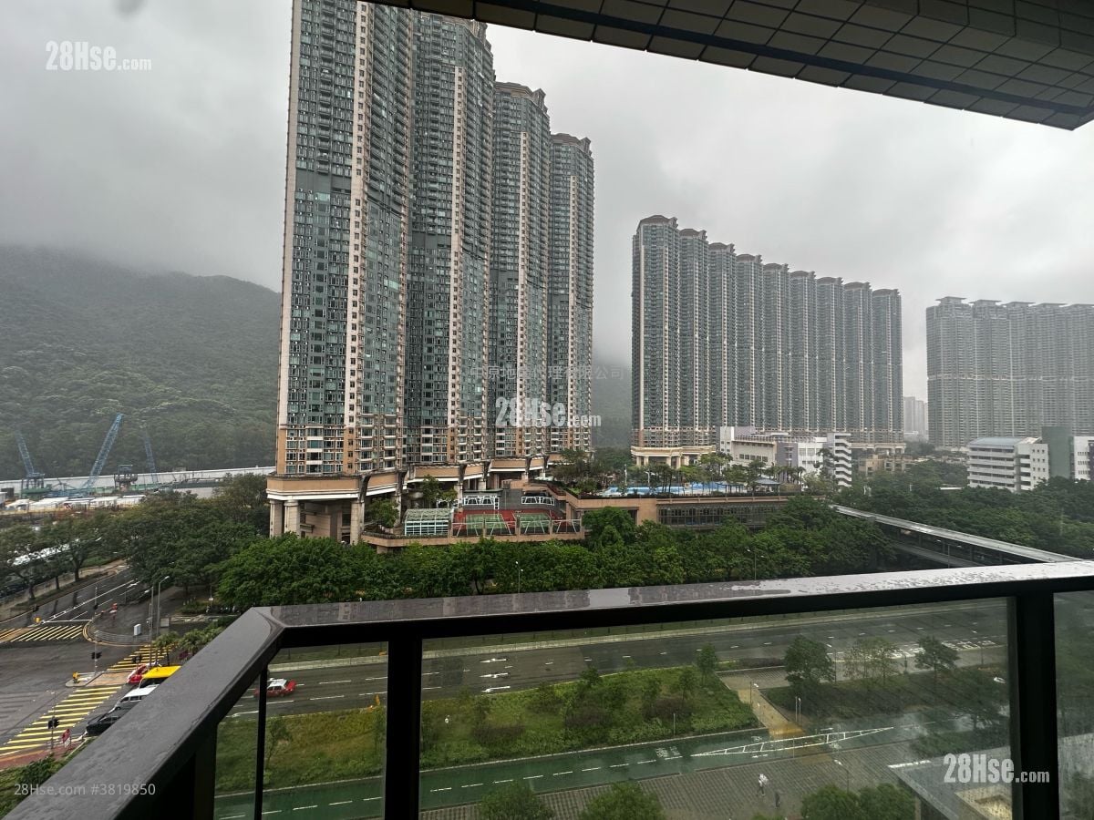 The Visionary Rental 3 Bedrooms , 2 Bathrooms 974 ft²