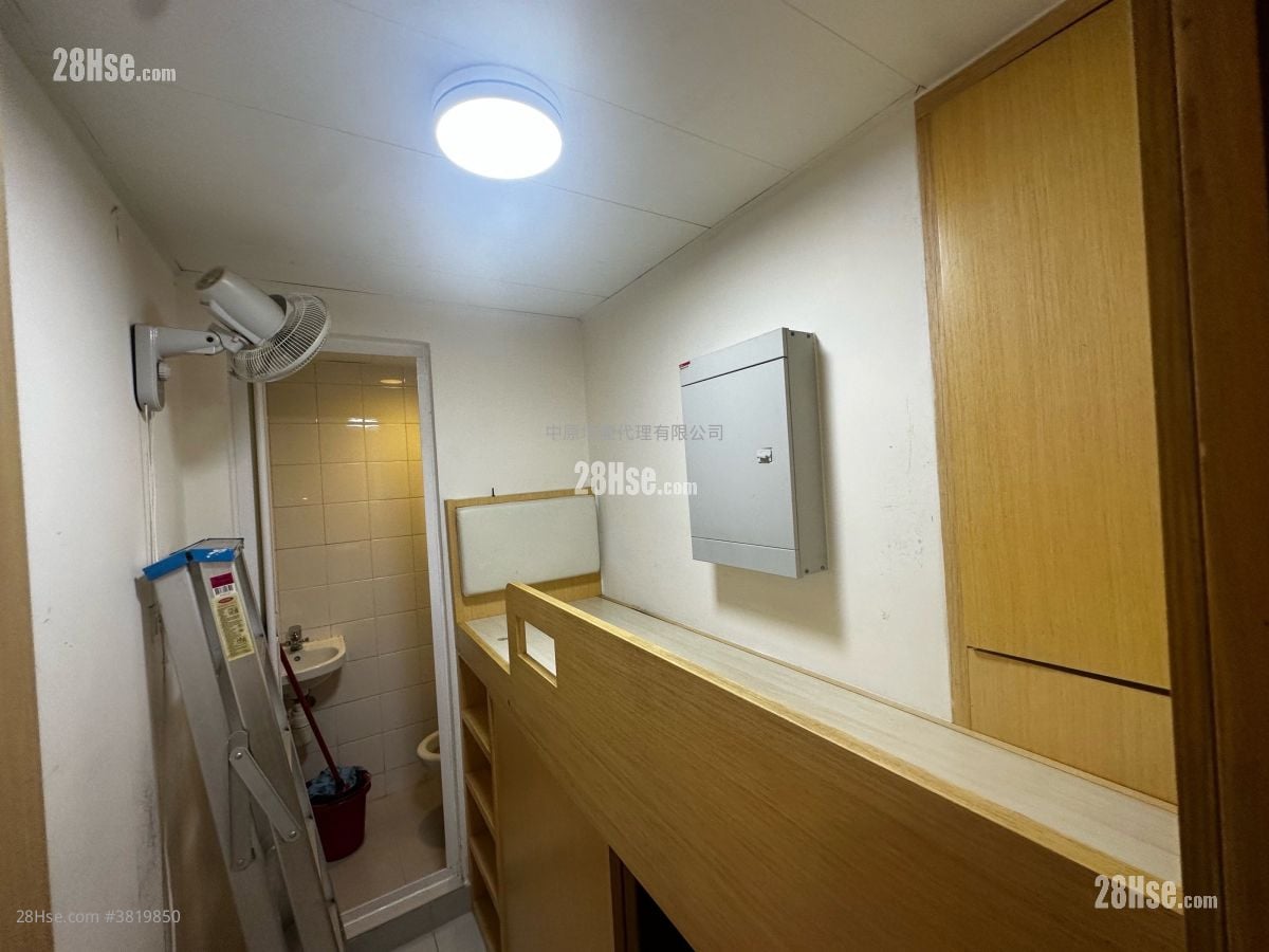 The Visionary Rental 3 Bedrooms , 2 Bathrooms 974 ft²