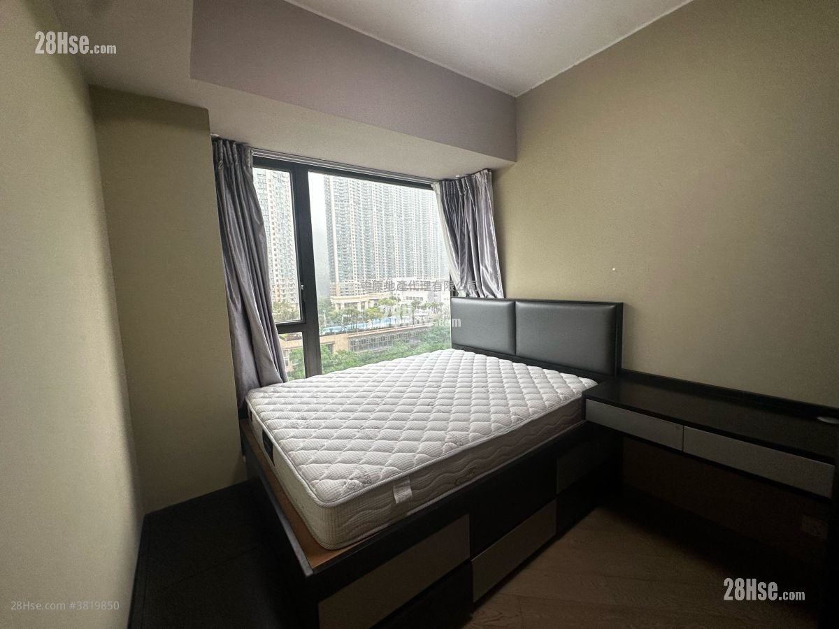 The Visionary Rental 3 Bedrooms , 2 Bathrooms 974 ft²