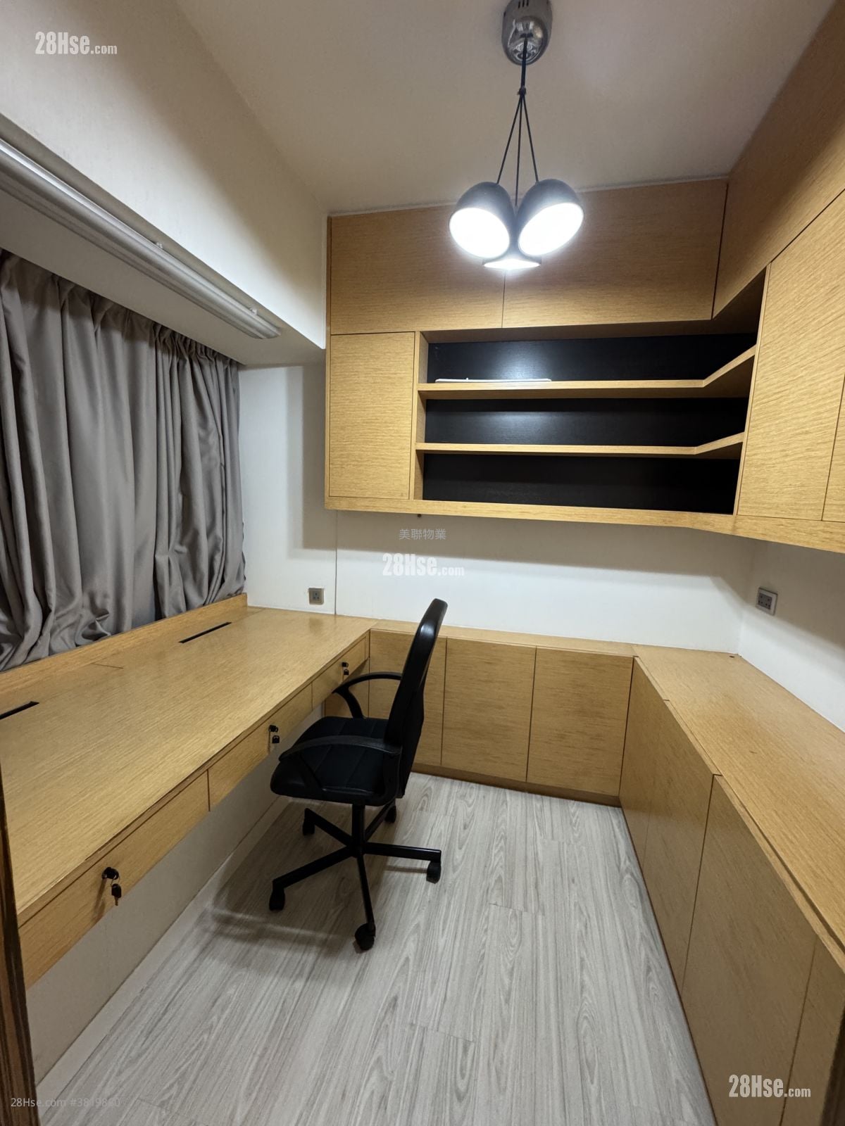 名城 租盘 3 房 , 2 浴室 742 平方尺