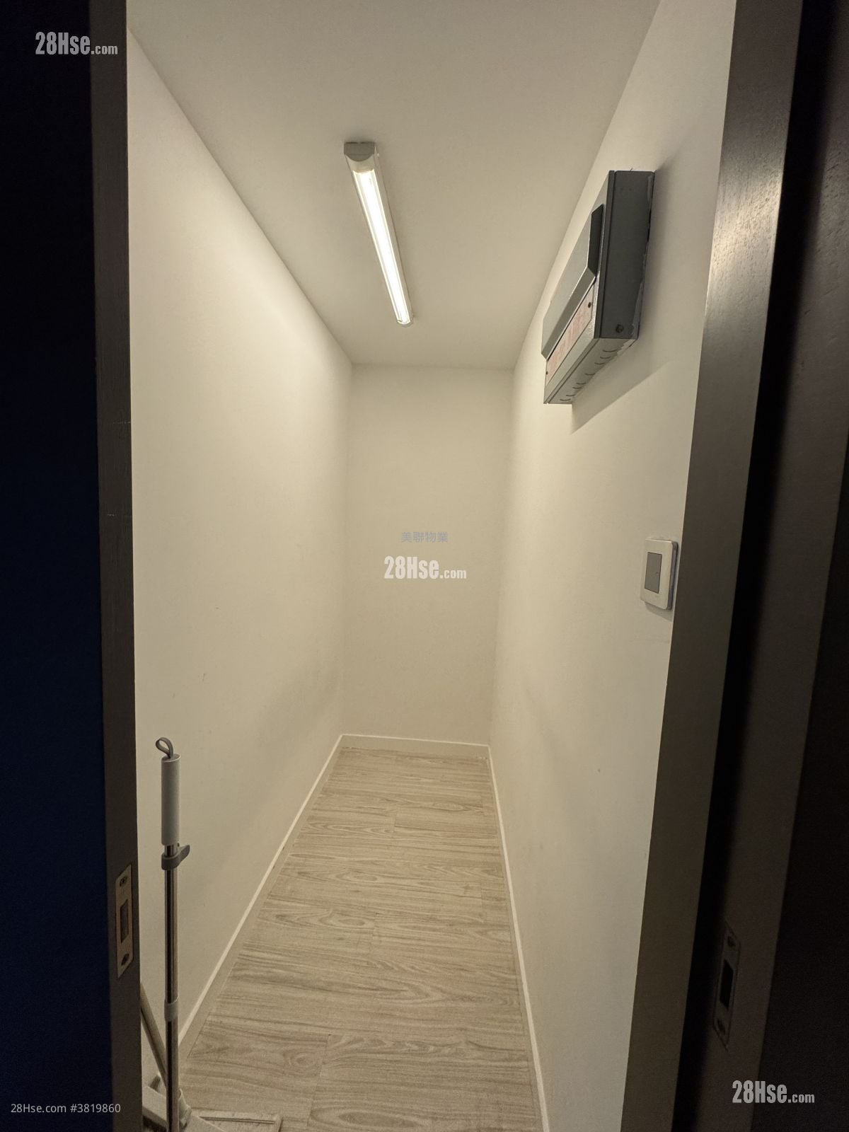 名城 租盘 3 房 , 2 浴室 742 平方尺