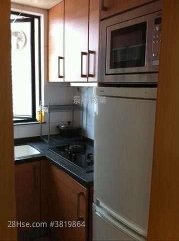 The Oakridge Sell 3 Bedrooms , 2 Bathrooms 593 ft²