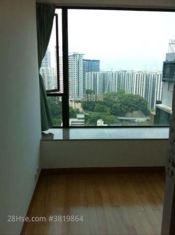 The Oakridge Sell 3 Bedrooms , 2 Bathrooms 593 ft²