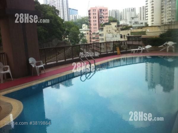 The Oakridge Sell 3 Bedrooms , 2 Bathrooms 593 ft²