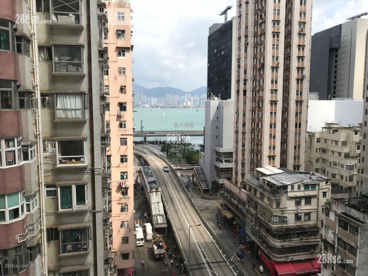 Hang Lung Bank Eastern Branch Building Sell 2 Bedrooms , 1 Bathroom 485 ft²