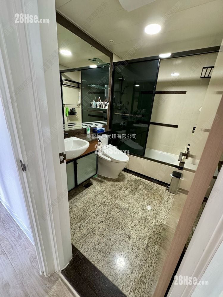 君傲灣 售盤 3 房 , 1 浴室 597 平方呎