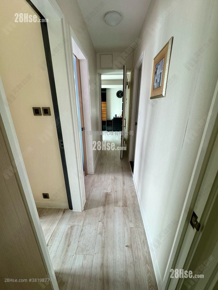 君傲灣 售盤 3 房 , 1 浴室 597 平方呎