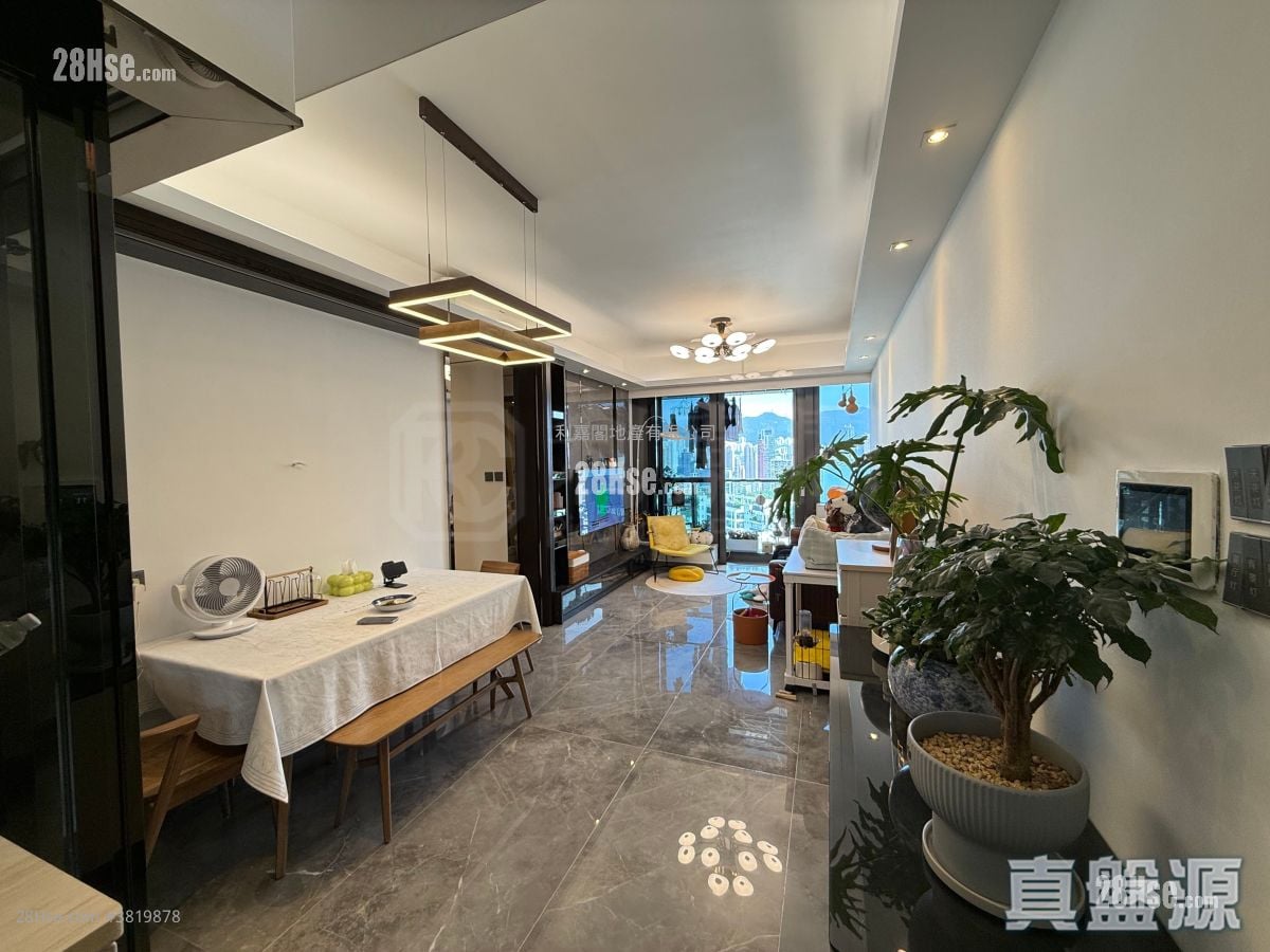 皓畋 售盤 3 房 , 2 浴室 907 平方呎