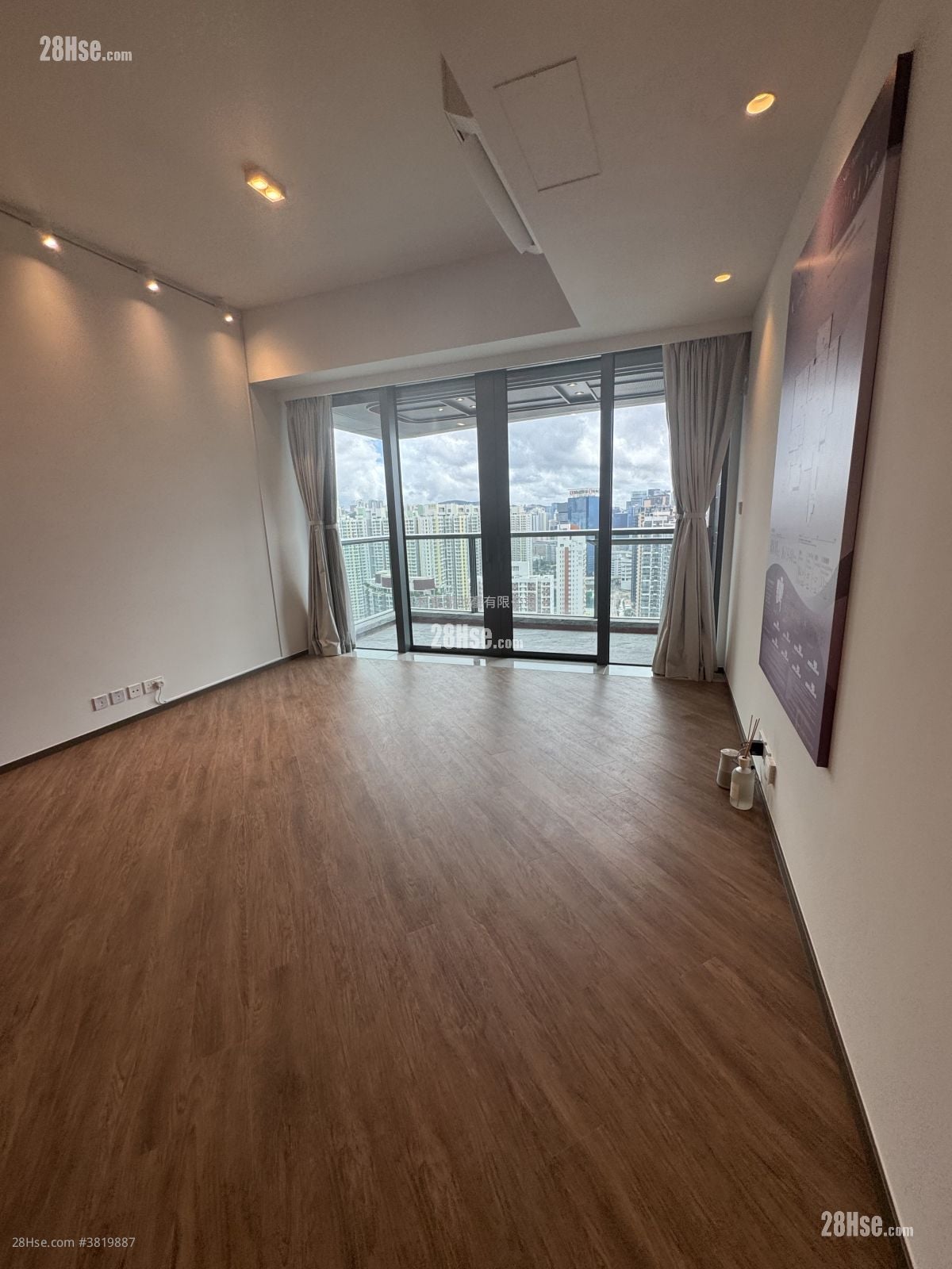 Cullinan Sky Rental 4 Bedrooms , 4 Bathrooms 1,993 ft²