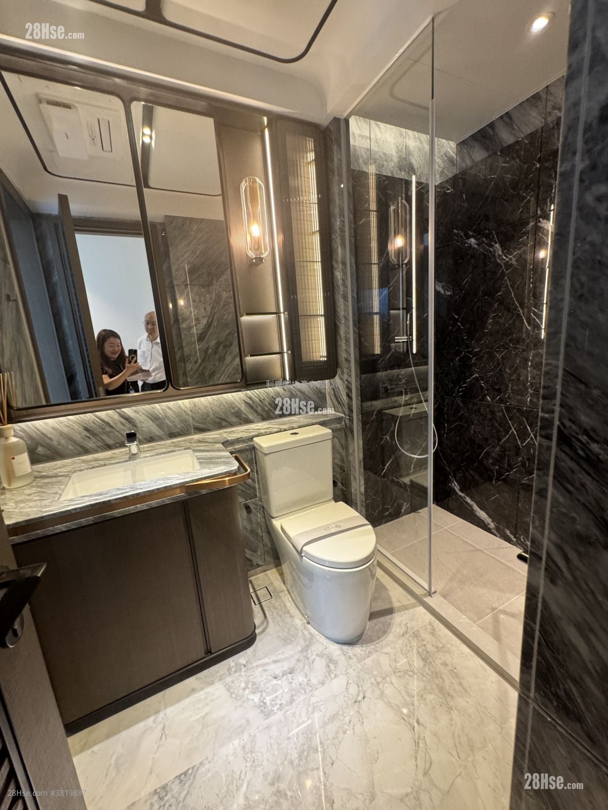 Cullinan Sky Rental 4 Bedrooms , 4 Bathrooms 1,993 ft²