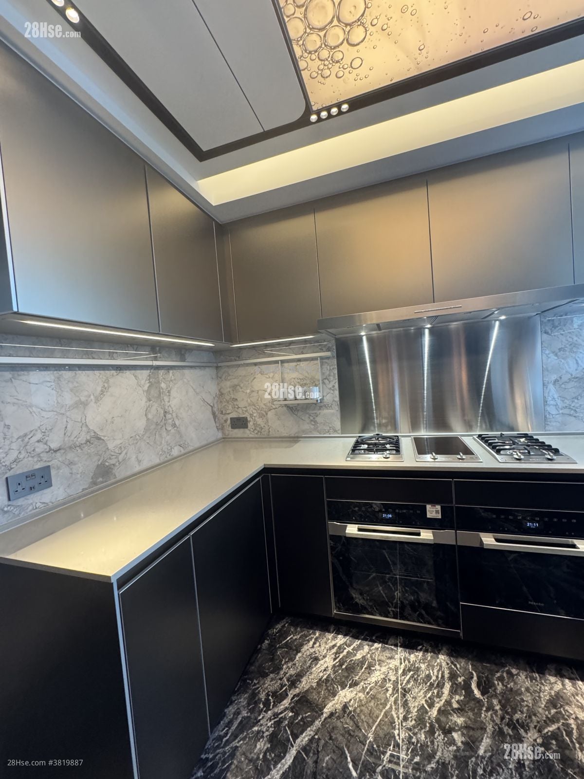 Cullinan Sky Rental 4 Bedrooms , 4 Bathrooms 1,993 ft²