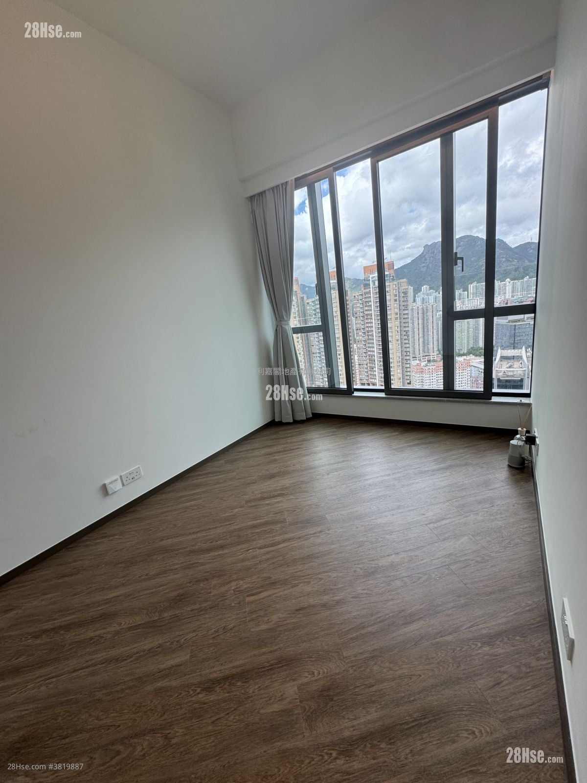 Cullinan Sky Rental 4 Bedrooms , 4 Bathrooms 1,993 ft²